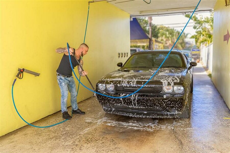 SB Waschbox Waschparks infos reiniger nutzung e1617082496959 Auto waschen: Tipps und Tricks für eine gründliche und schonende Wäsche!