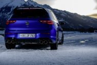 The performance of the new VW Golf R sets standards!