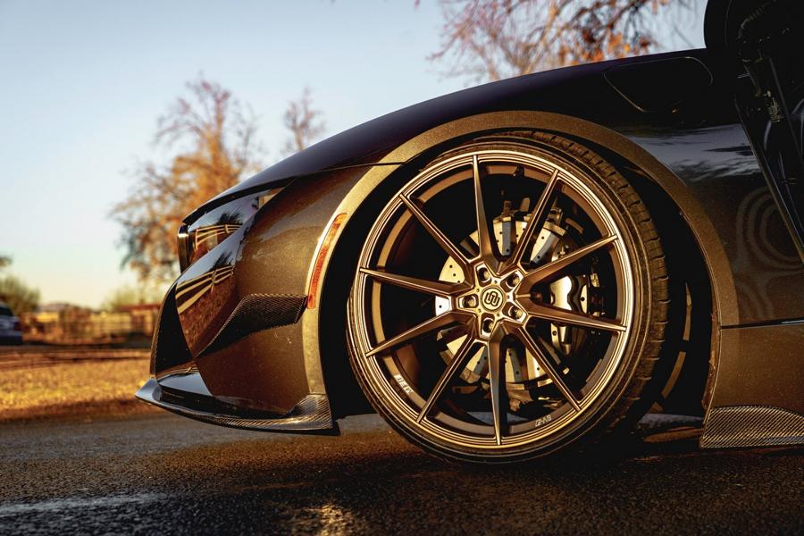 BMW i8 Roadster Bespoke Carbon Edition 11 Tiefergelegtes Auto fahren: unsere Fahrtipps zum Thema!