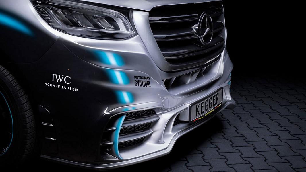 Kegger Mercedes Sprinter Abschlepper als Petronas Edition!