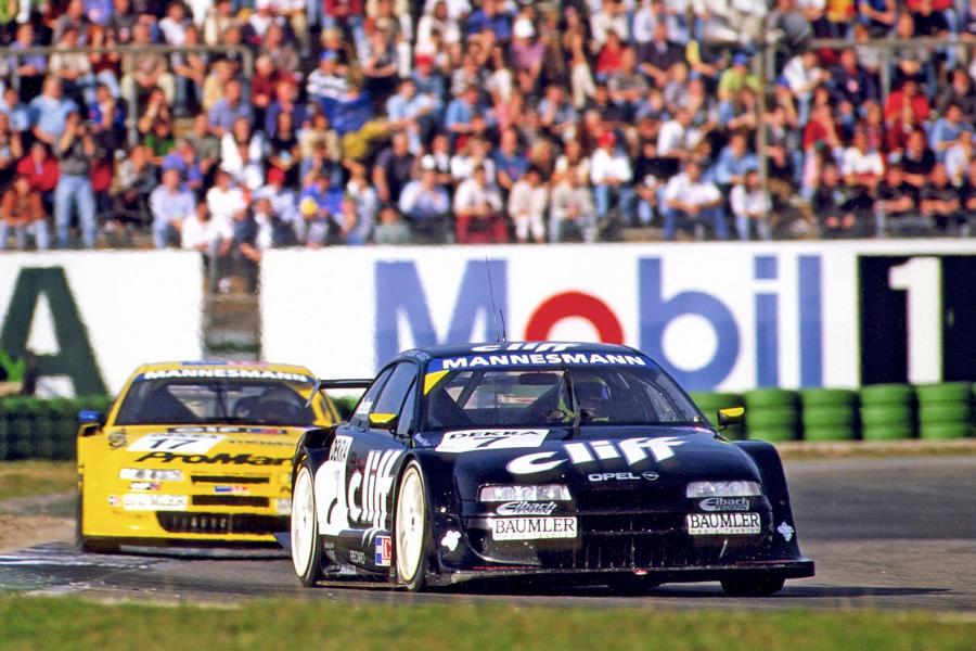25 jaar geleden: de Opel Calibra won het World Touring Car Championship