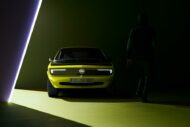 Opel Manta GSe ElektroMOD met Pixel-Vizor voorgrill!