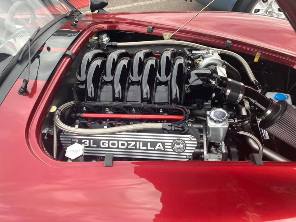 Superformance Shelby Cobra MKIIIR Replika Mit V8 5