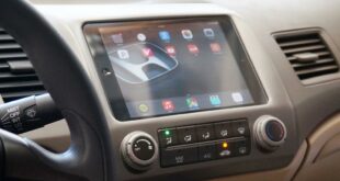 ipad festeinbau auto apps 310x165 Luxusautos mit integrierten iPads perfekt zum Zocken für unterwegs!