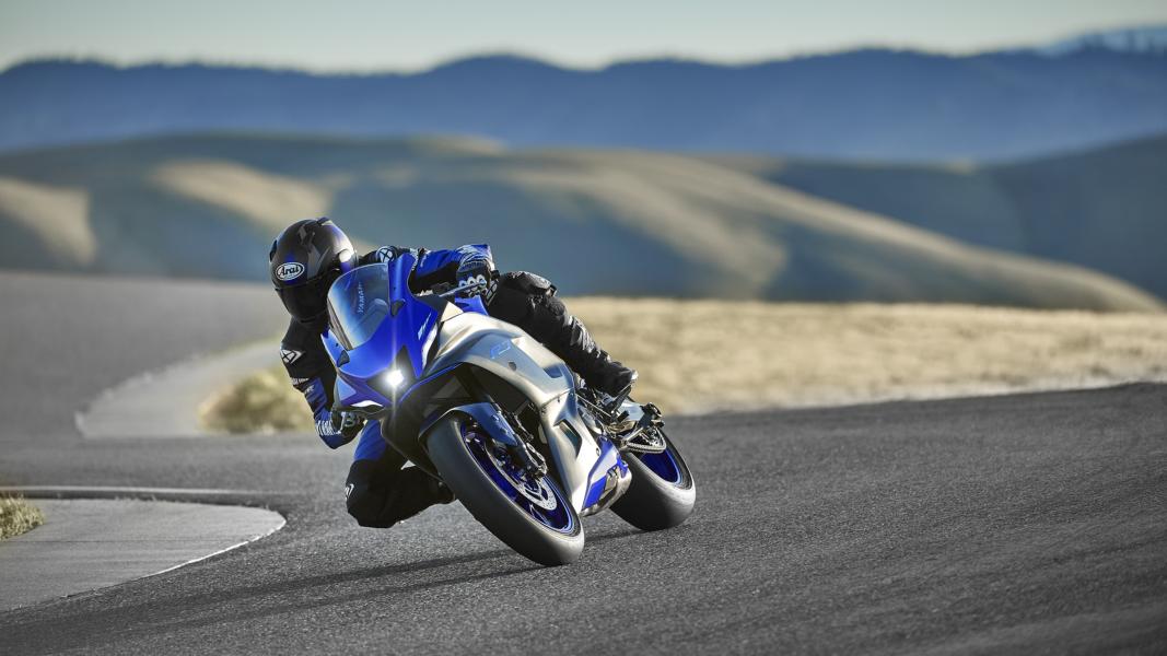 New supersport machine: the Yamaha R7 with 73,4 hp!