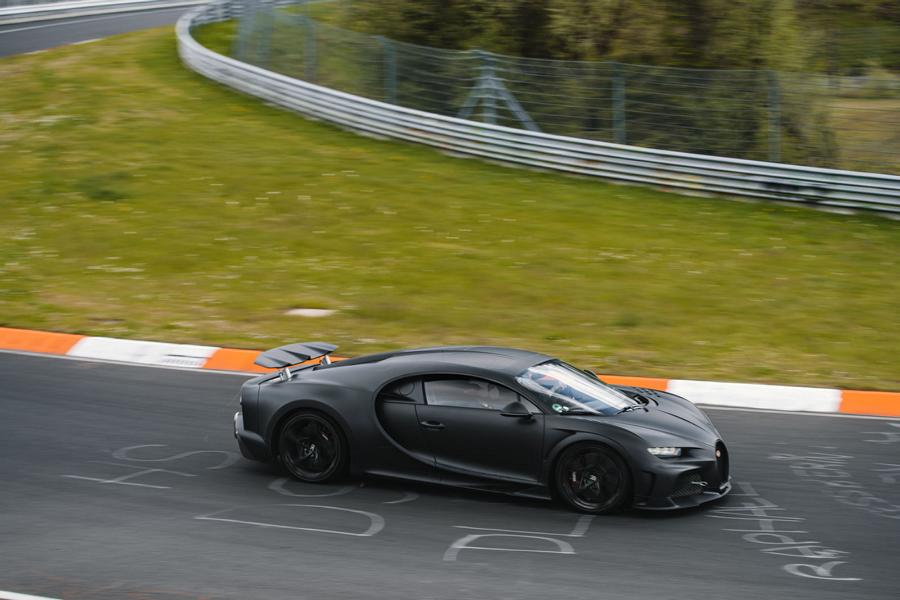 Bugatti avec +6.000 64 PS et XNUMX cylindres au Nürburgring !