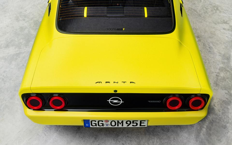 Primo ElektroMOD di Opel: la Manta GSe è tornata!