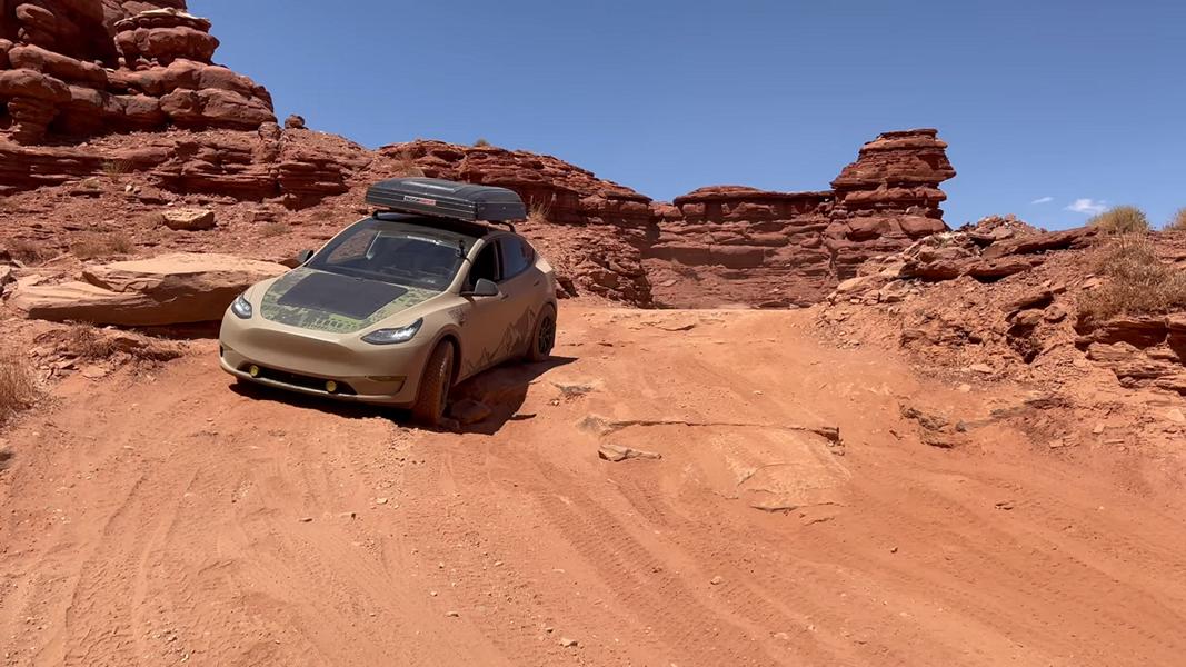 Tesla Model Y Outback Offroad Umbau 3 Video: Mars oder Moab? Ein Tesla Model Y im Outback!