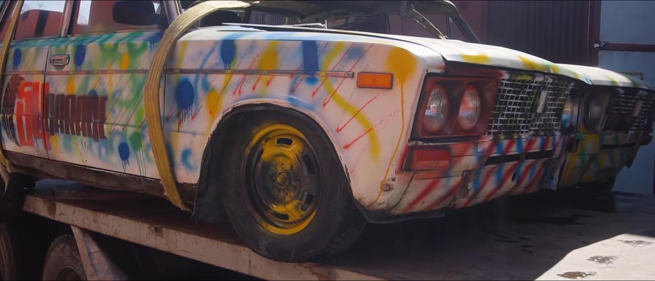 Video: Zo werkt widebody - dubbele Lada van Garage54!