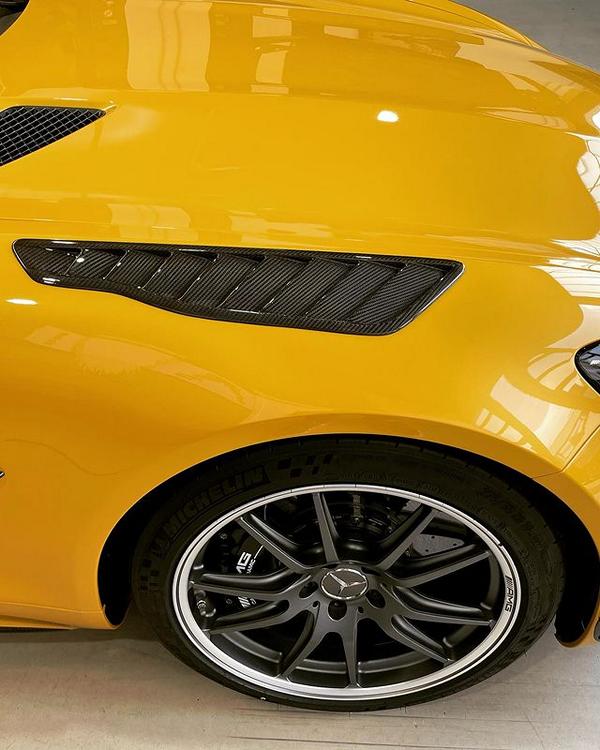 Mercedes AMG GT R In Solarbeam Yellow 4