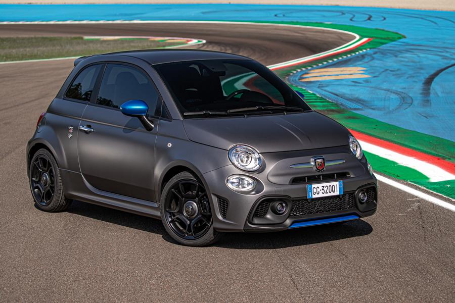 Pure adrenaline - the Abarth F595 based on the Fiat 500!