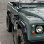 E-Duo: Land Rover Defender mit Tesla-Elektroantrieb!