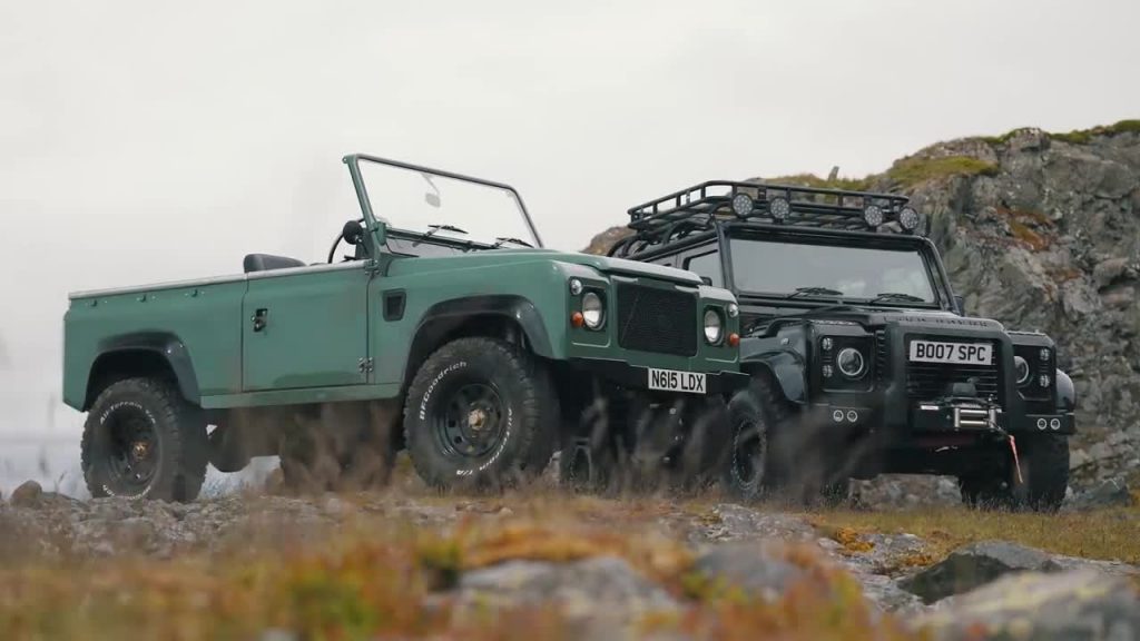  E Duo: Land Rover Defender mit Tesla Elektroantrieb!