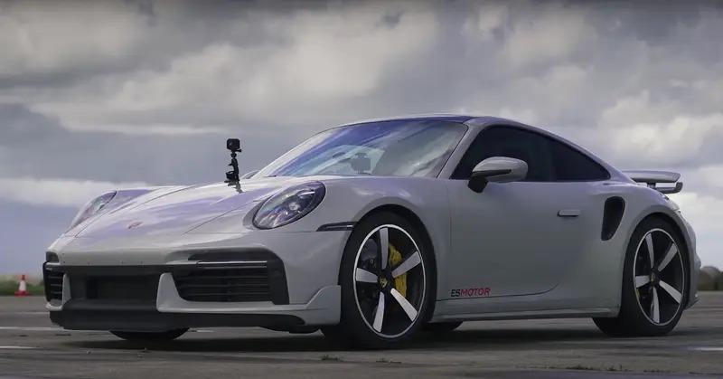 Tuning Porsche 911 vs. Aventador SV vs. 488 Pista 4 Video: Tuning Porsche 911 vs. Aventador SV vs. 488 Pista!