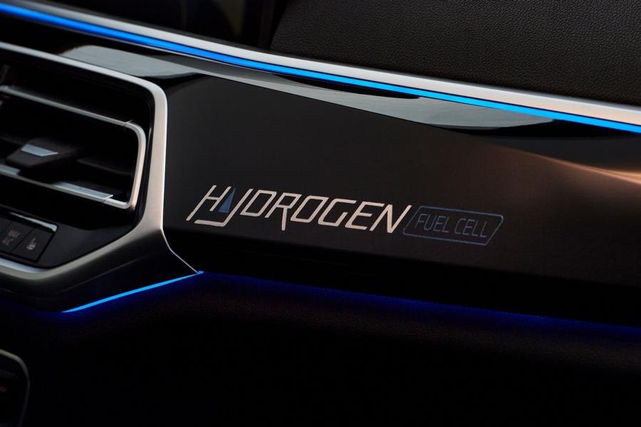 BMW IX5 Hydrogen Wasserstoff 2021 5