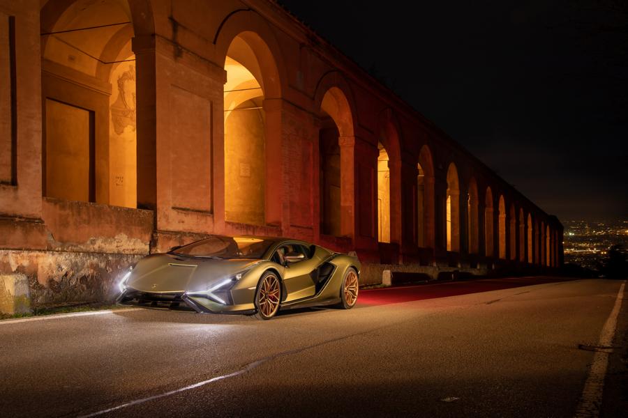 Lamborghini Sian Homage Bolognas UNESCO Heritage 5