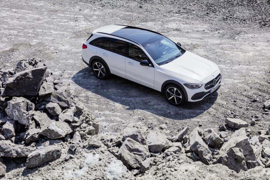 New: Mercedes C-Class T-model as an all-terrain variant!