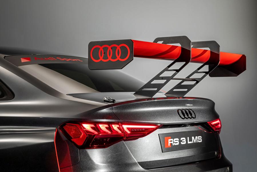 بدء مبيعات سيارة Audi RS 3 LMS الجديدة (الجيل الثاني)