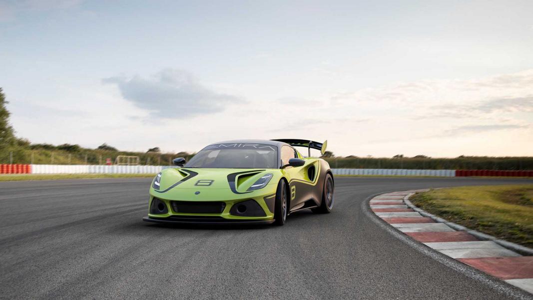 Plus d'aérodynamisme & moins de poids : Lotus Emira GT4 !
