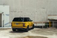 Vídeo: ¡Range Rover en amarillo en llantas Vossen de 24 pulgadas!