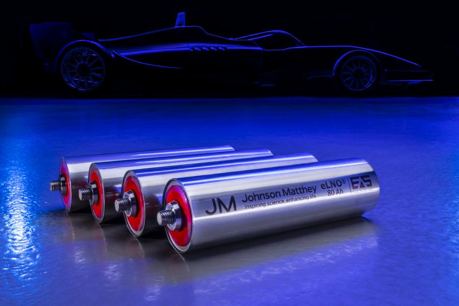 Johnson Matthey eLNO D4 EAS Batteries: Batteriezellen für das erste  zweisitzige Elektro Rennauto der Welt