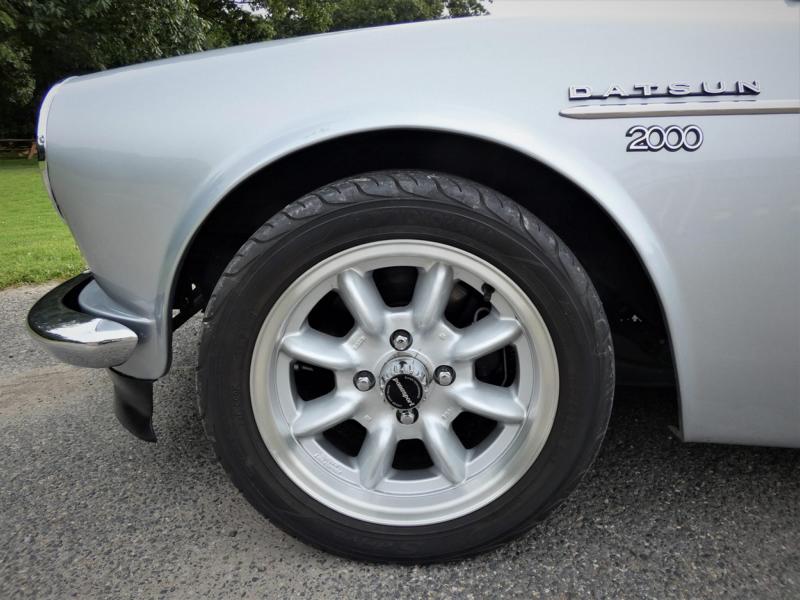 1968er Datsun 2000 Roadster Restomod Tuning 13