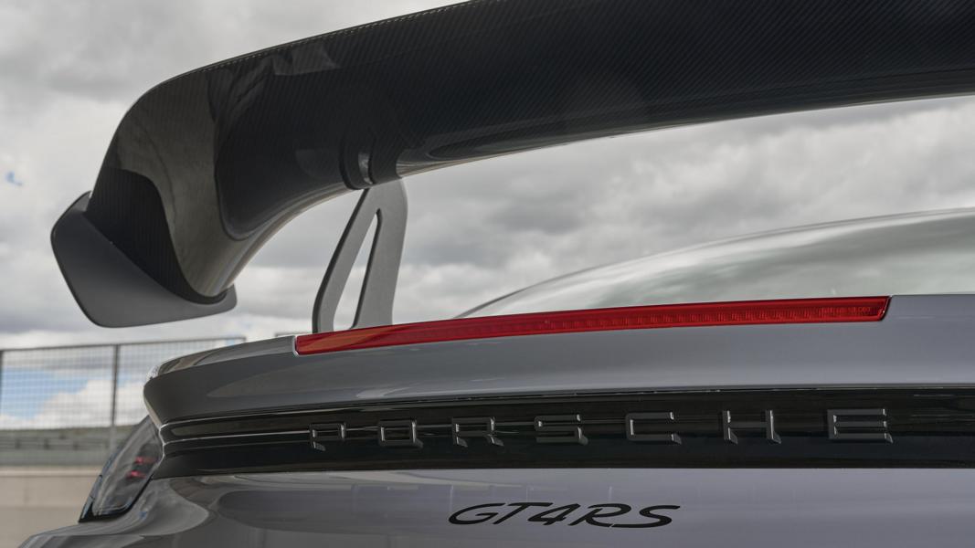 500 PS: Der neue Porsche 718 Cayman GT4 RS ist da!