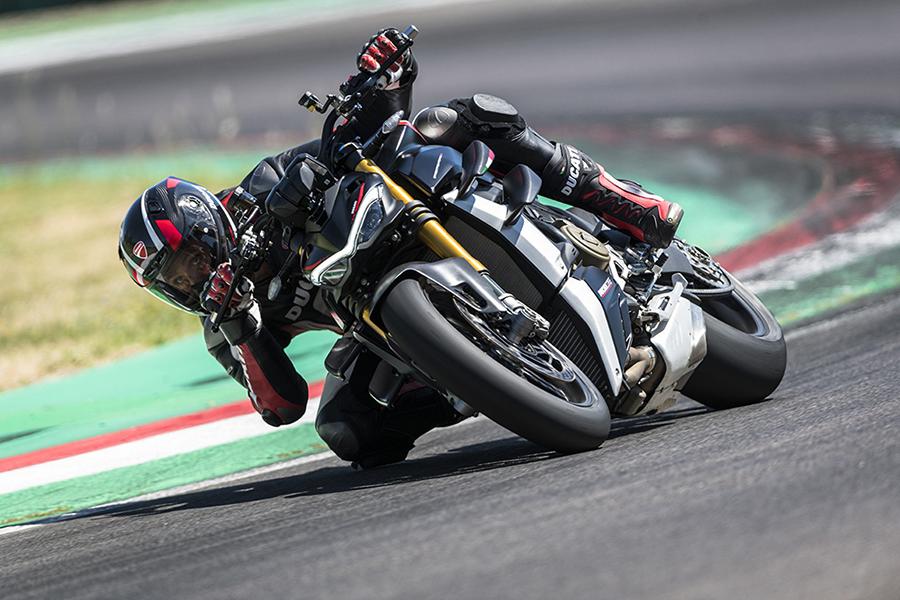 Ducati Streetfighter V4 SP 2022 42
