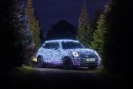 Le luci LED festive MINI Cooper SE donano 12 190x127