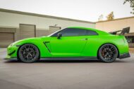 Poison green 2017 Nissan GT-R (R35) with over 700 PS!