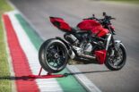 Naked Bike Ducati Streetfighter V2 2022 24 155x103