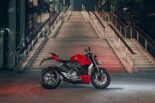 Naked Bike Ducati Streetfighter V2 2022 38 155x103