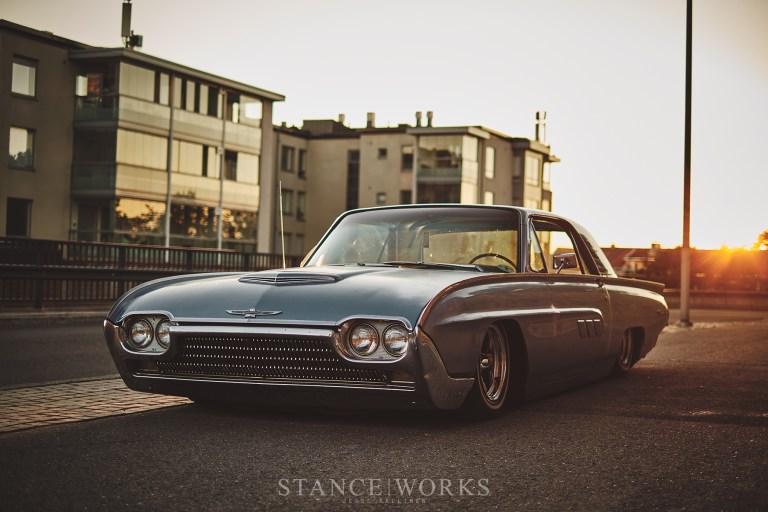 Classic 1963 Ford Thunderbird with Airride chassis!