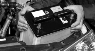 Autobatterie Wechseln Anleitung Fahrzeugbatterie Tauschen 2 1
