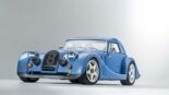 Top dog: Morgan shows the Plus 8 GTR with 375 PS V8!