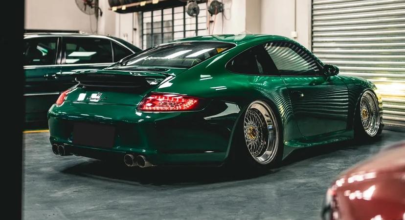 Porsche 911 Carrera S () with Airride and camber tuning! |  