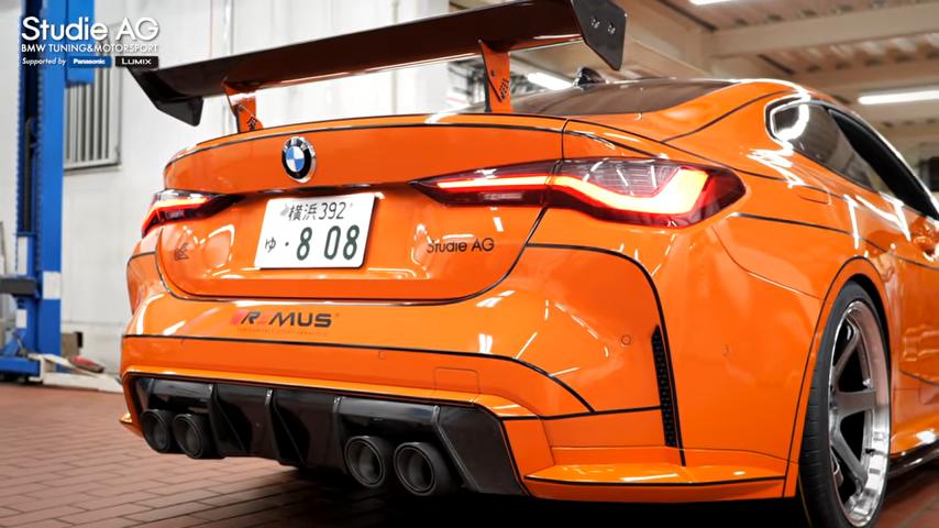 Studie AG BMW M4 Orange TAS 2022 9