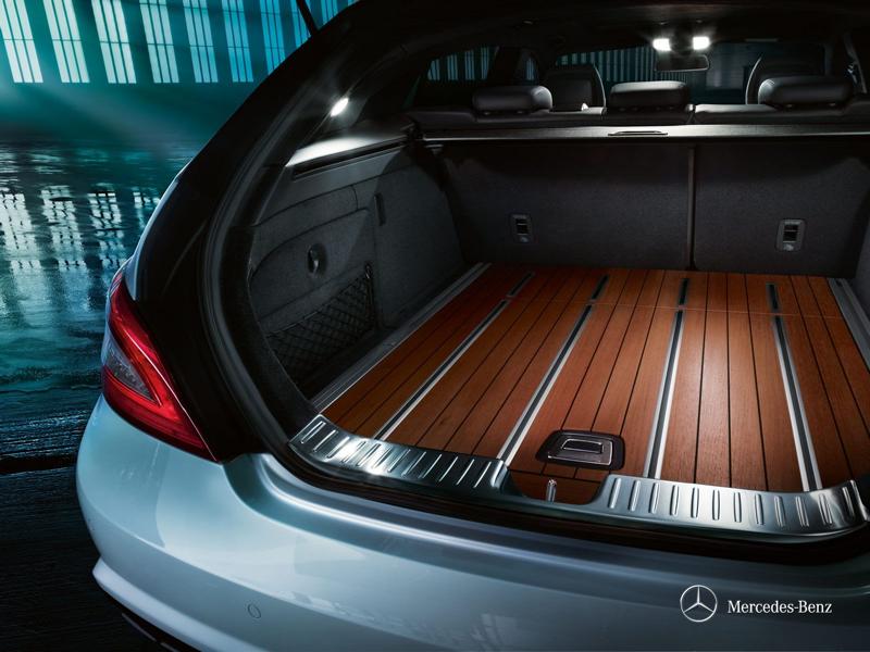 Optionaler Holzboden für die teurere Mercedes G-Klasse!