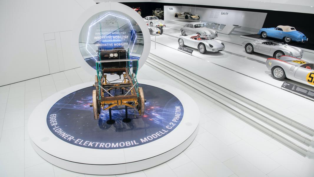 Nouveau voyage dans le temps avec le « Portail du patrimoine du futur » au Musée Porsche