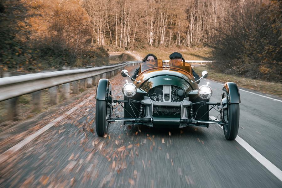 Premiere: this is the new Morgan Super 3 (2022)!