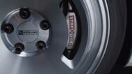 Video: Powerful Tesla drive in the Honda S2000!