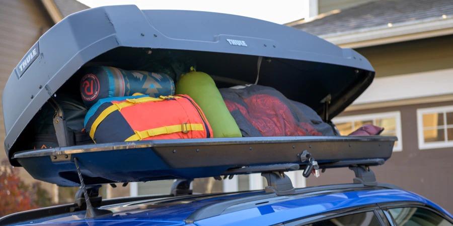 VIDEO : comment monter un coffre de toit sur sa BMW ?