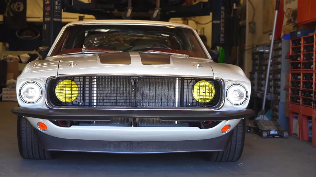 Wideo: Ford Mustang „Anvil” z 1969 roku o mocy 800 KM!