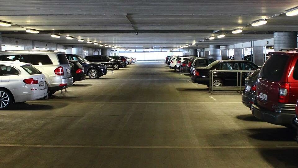 Tuning car parking garage custom car parking lot E1647504549545