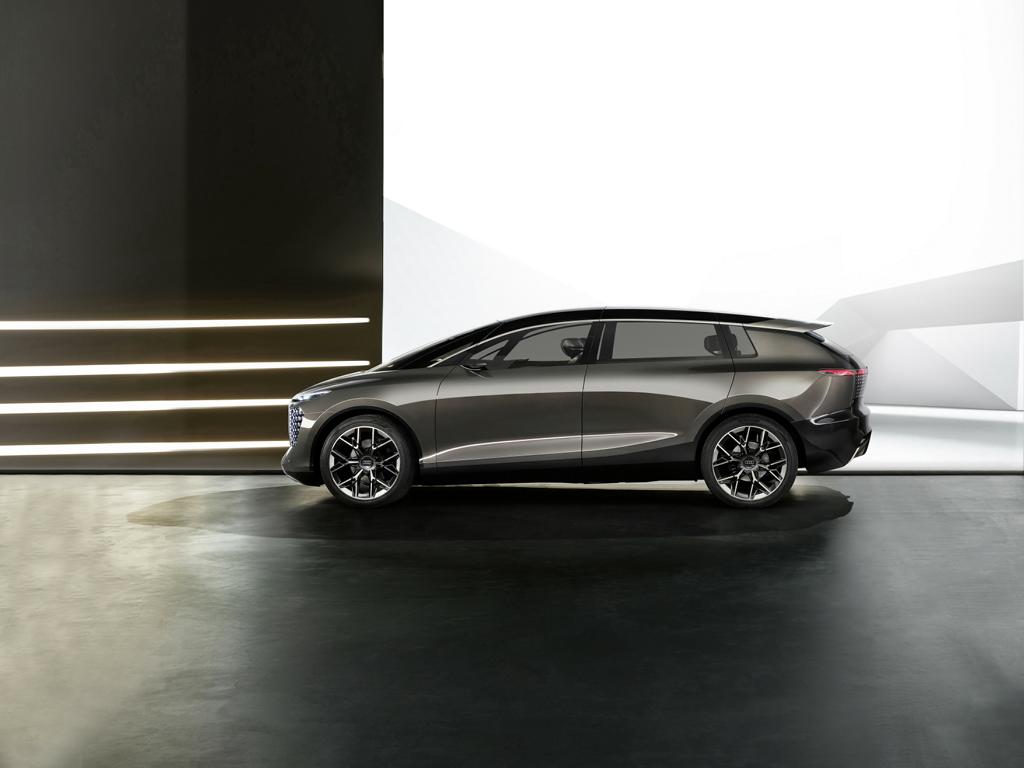 Audi Urbansphere Concept E Crossover Van Tuning 2022 14