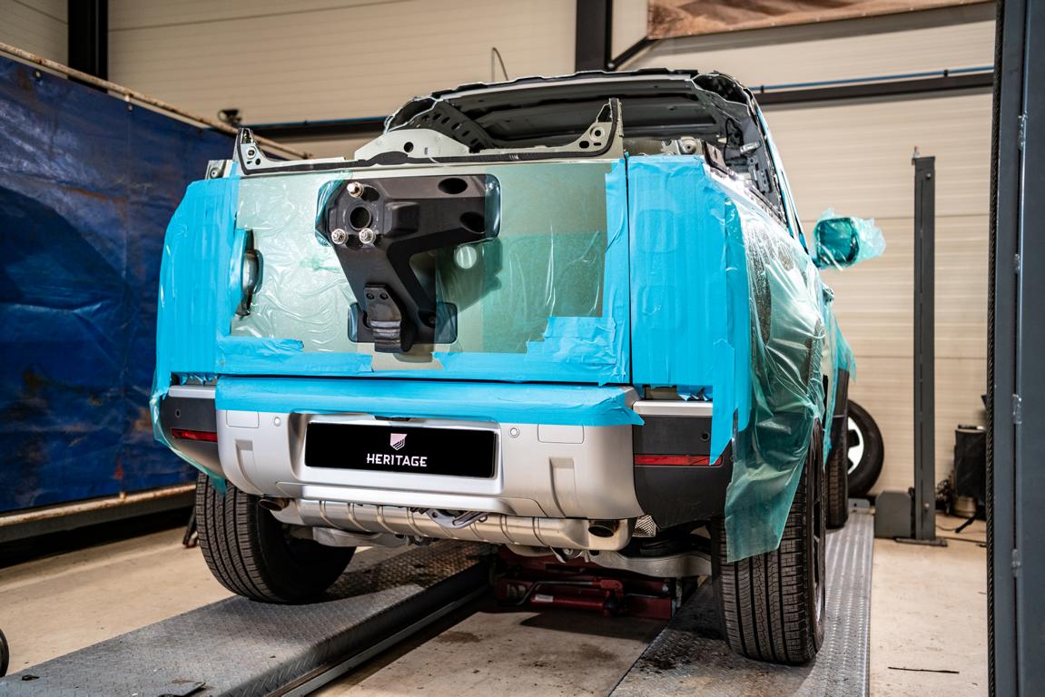 Aufgeschnitten: Land Rover Defender Cabriolet!