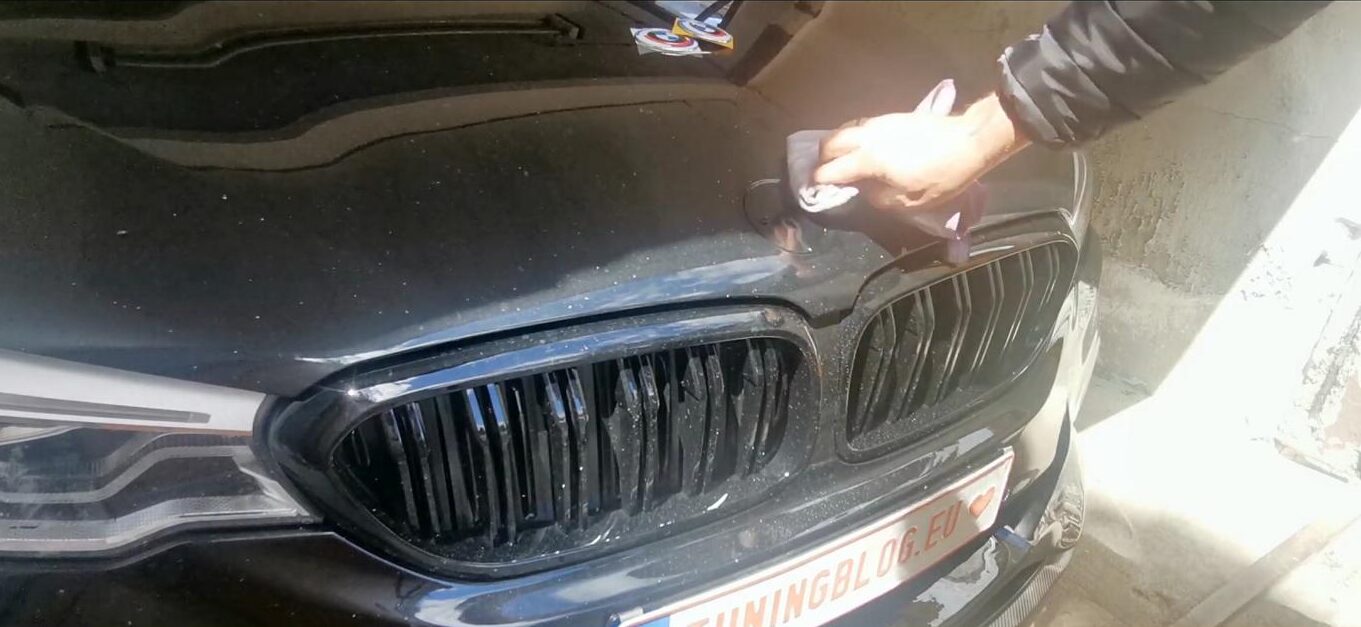 BMW Emblem auf Motorhaube &#038; Heckklappe wechseln / tauschen!