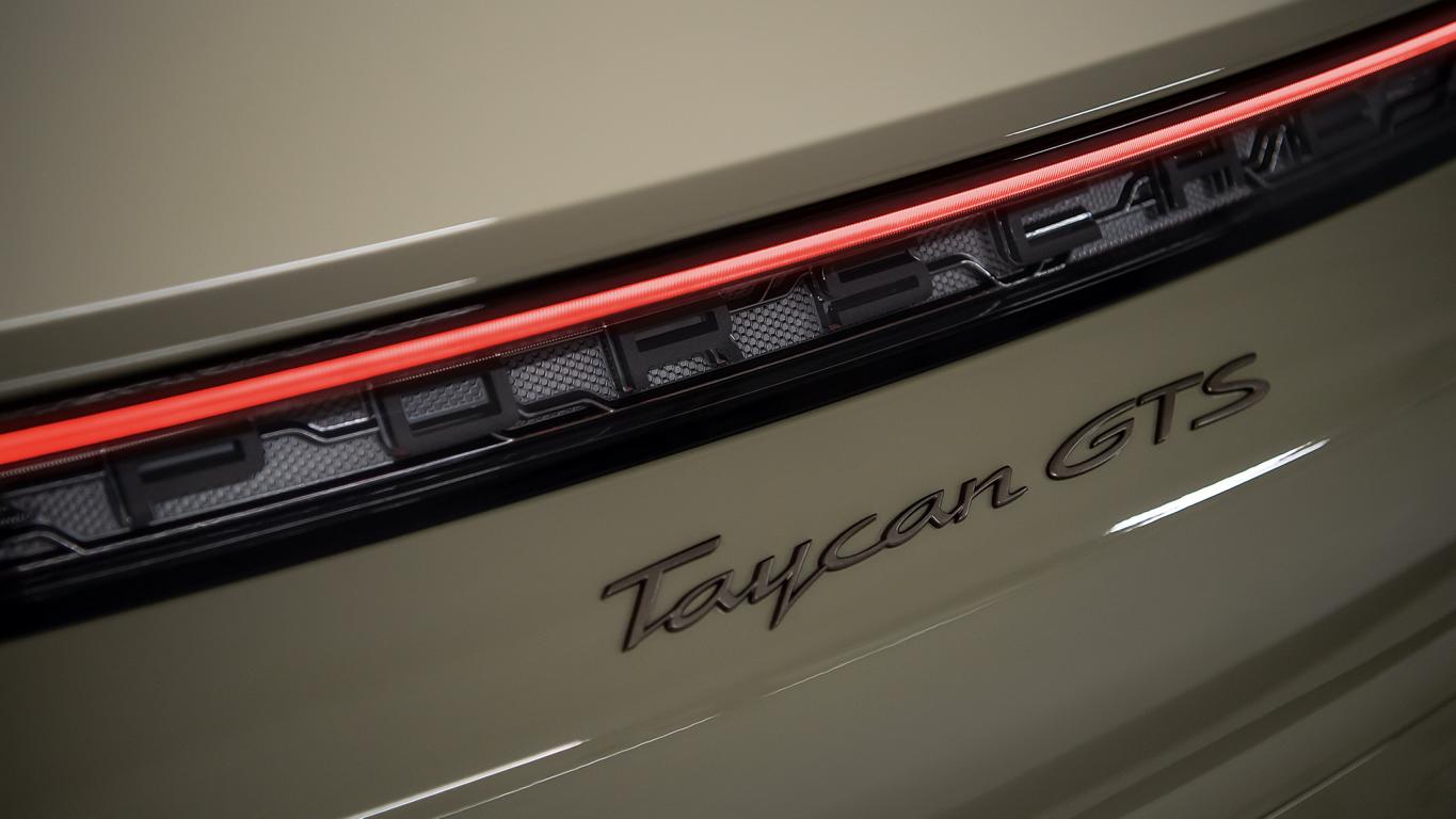 Porsche Taycan GTS Hockenheimring Edition 2022 15