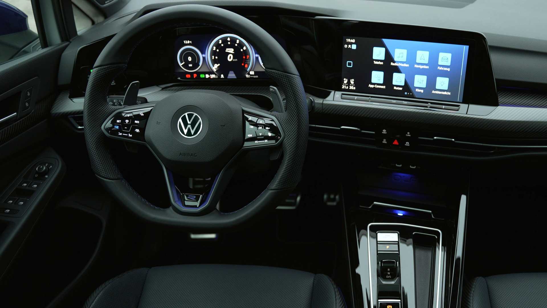 VW Golf R 20 Years 2022 MK8 Tuning 10
