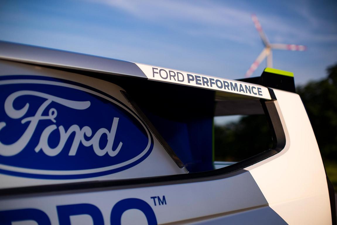 Ford Pro Electric SuperVan 2022 Goodwood 15